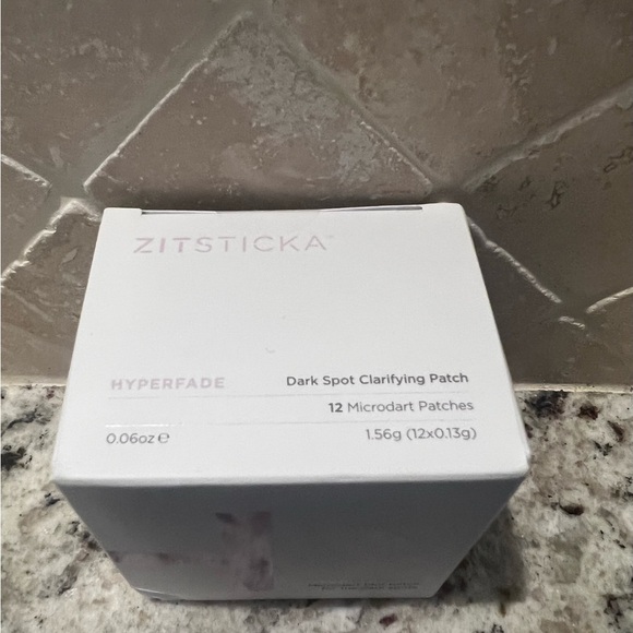 Microdart Blur Patch for Dark Spots - White and Pink - Picture 3 of 6